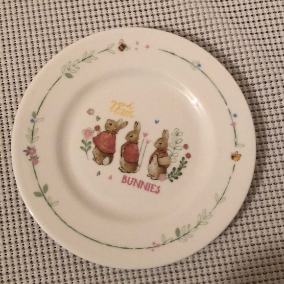 Peter Rabbit nursery set by Wedgwood. - Picture 5 of 8